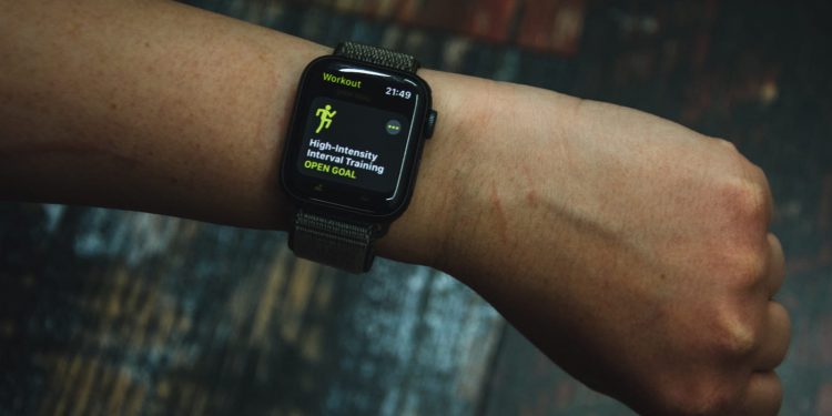 Yaza Girerken En İyi Apple Watch Fitness Uygulamaları