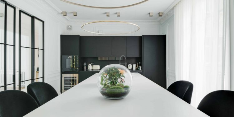 Gizli Kamera Nasıl Tespit Edilir?