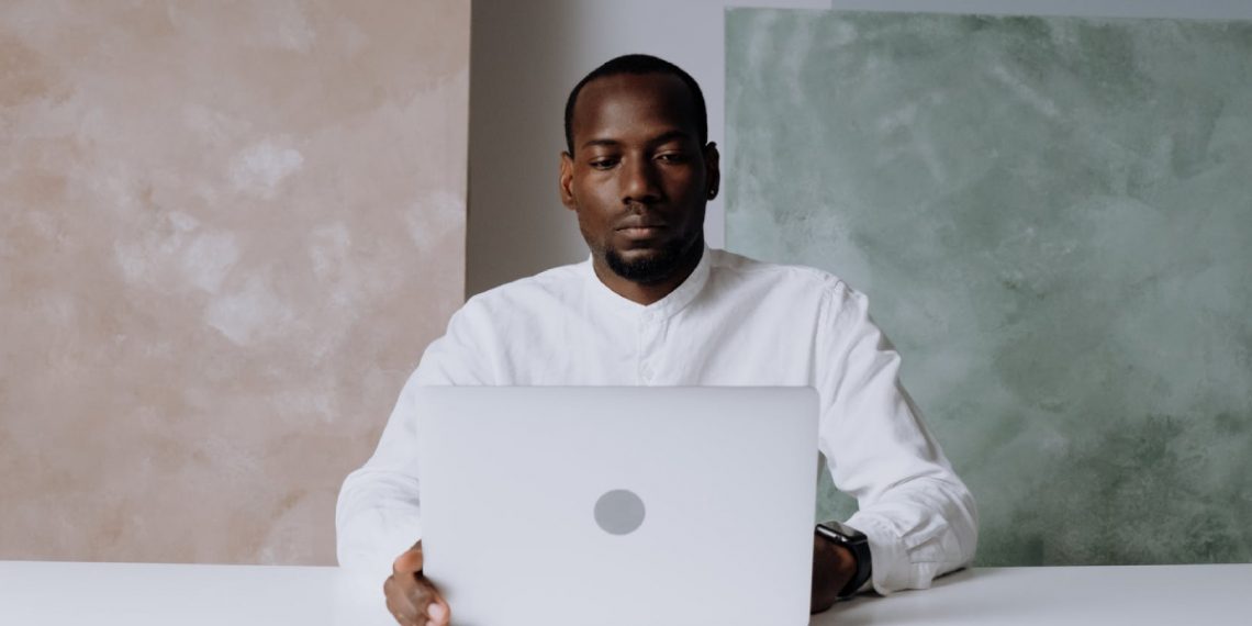 Macbook Pro Ekran Görüntüsü Alma Yöntemleri