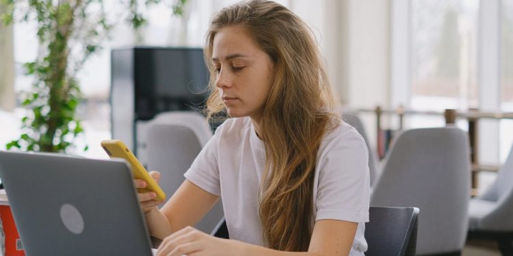 Telefonumda Reklam Virüsü Var, Ne Yapmalıyım?