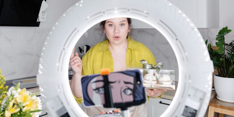 Eller Serbest Modu Nedir, Nasıl Açılır?