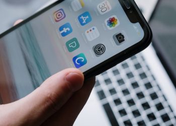 iPhone Ekran Döndürme Sorunu Nasıl Düzeltilir?