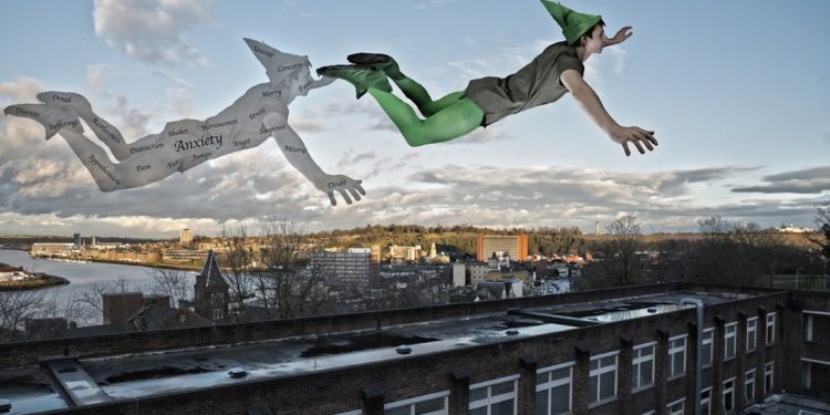 Peter Pan Sendromu Nedir, Belirtileri Neler?