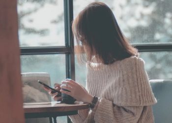 Telefonum Kulaklık Modunda Kaldı, Çözümü Nedir?