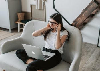 Zoom Ses Gelmiyor Sorunu Nasıl Çözülür?