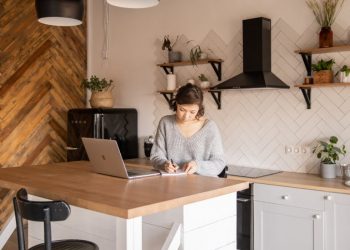 Dijital İçerik Üreticisi Nedir ve Nasıl Olunur?