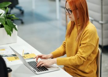 Excel Satır Sabitleme Nasıl Yapılır?