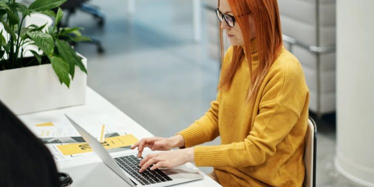 Excel Satır Sabitleme Nasıl Yapılır?