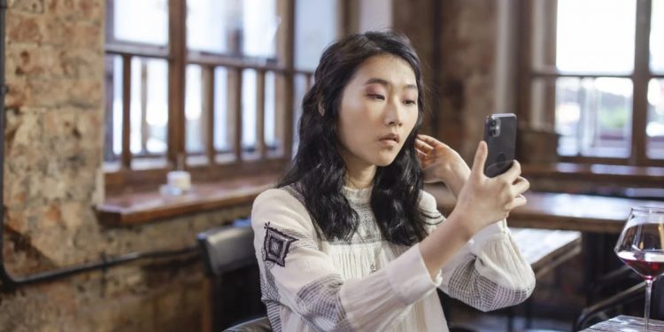 iPhone Ses Tuşu Bozuldu, Çözümü Nedir?