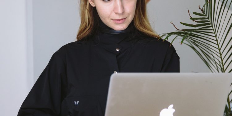 Artıları ve Eksileri ile 5 Özet Çıkarma Sitesi