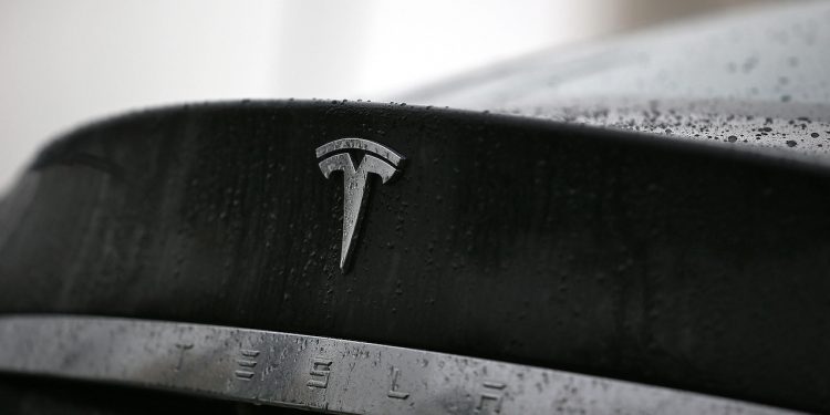 Tesla Elektrikli Araçlara Zam Yaptı