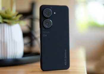 Asus Zenfone 9 Kamerasıyla Dikkat Çekiyor