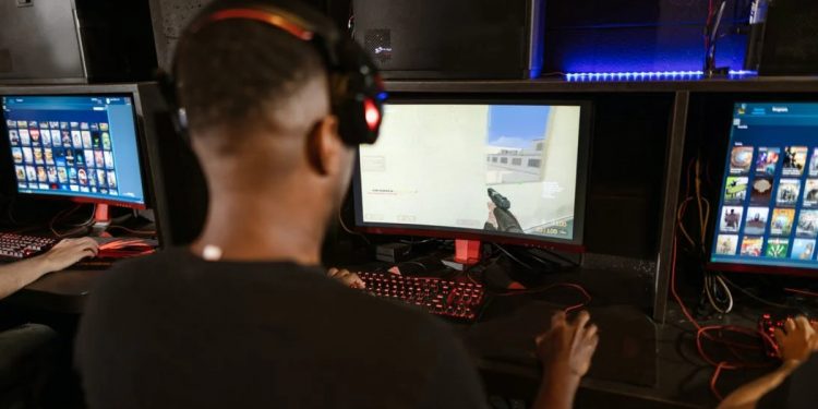 Steam ve Epic Games Bir Ülkede Yasaklandı!