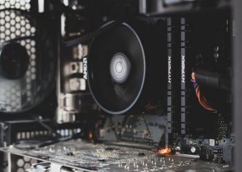 Laptop Fanı Çok Ses Çıkarıyor, Çözümü Nedir?