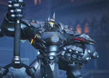 Overwatch Oyuncusu Reinhardt’ın Etkileyici Gücünü Gösterdi
