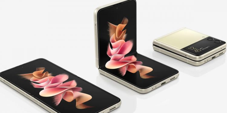 Samsung Galaxy Z Flip 4 Özellikleri ve Fiyatı