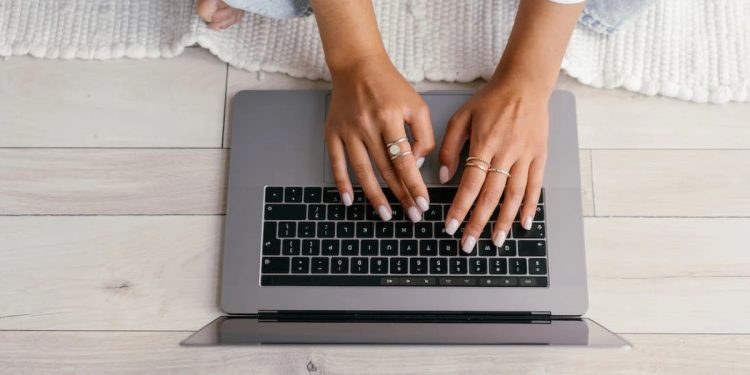 10 Parmak Klavye Nasıl Kullanılır?