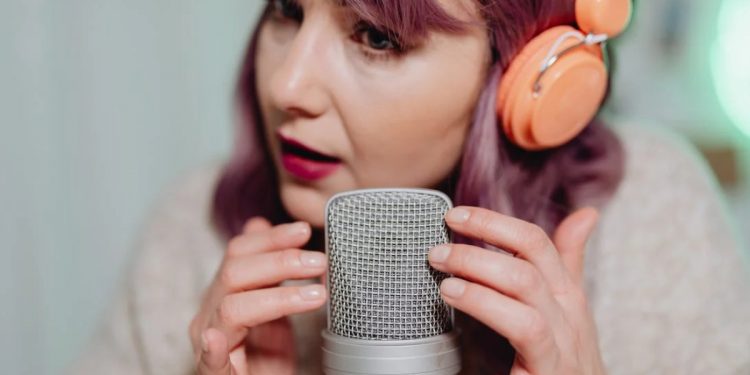 ASMR Ne Demek? Nasıl Yapılır?