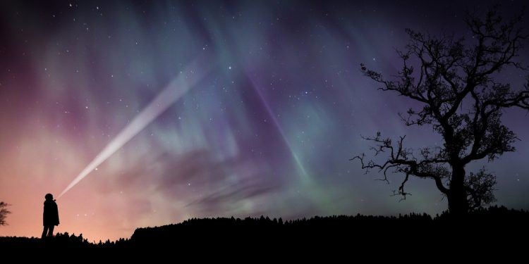 Kutup Yıldızı Hangi Yönü Gösterir?