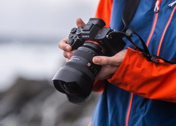 Sony Alpha 7R V Fotoğraf Makinesini Duyurdu