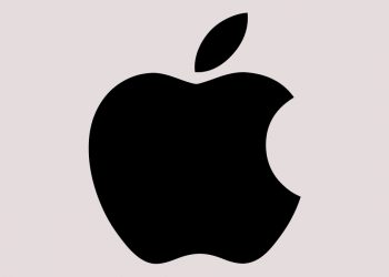 İlk iPhone Rekor Fiyata Satıldı!