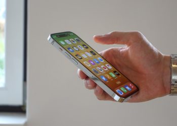 iPhone Klavye Büyütme