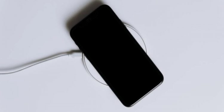 Telefon Kendi Kendine Kapanıyor Çözümü