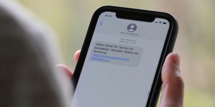 iSpoof Kapatıldı, 100’lerce Kişi Tutuklandı