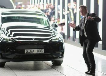 Tesla O Özelliği ABD’de Herkese Getiriyor