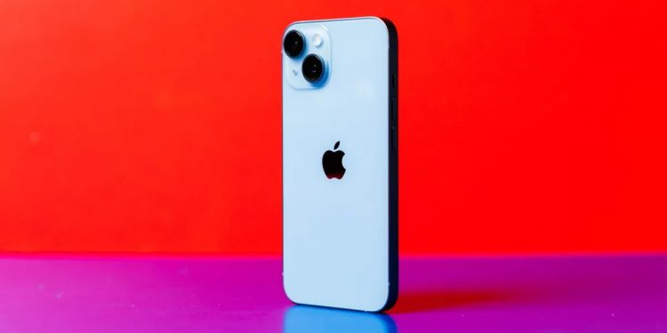 Apple Engelli Kullanıcıları için Önemli Özellikleri Getirdi