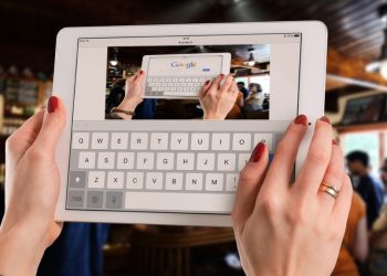 Google Resim İçinde Resim Özelliğini Test Ediyor