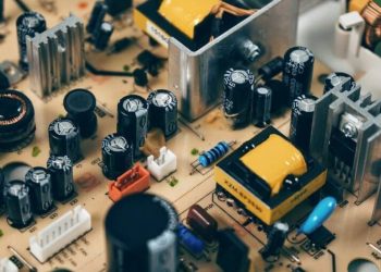 Kapasitörlere ve Kapasitör Tiplerine Kısa bir Giriş