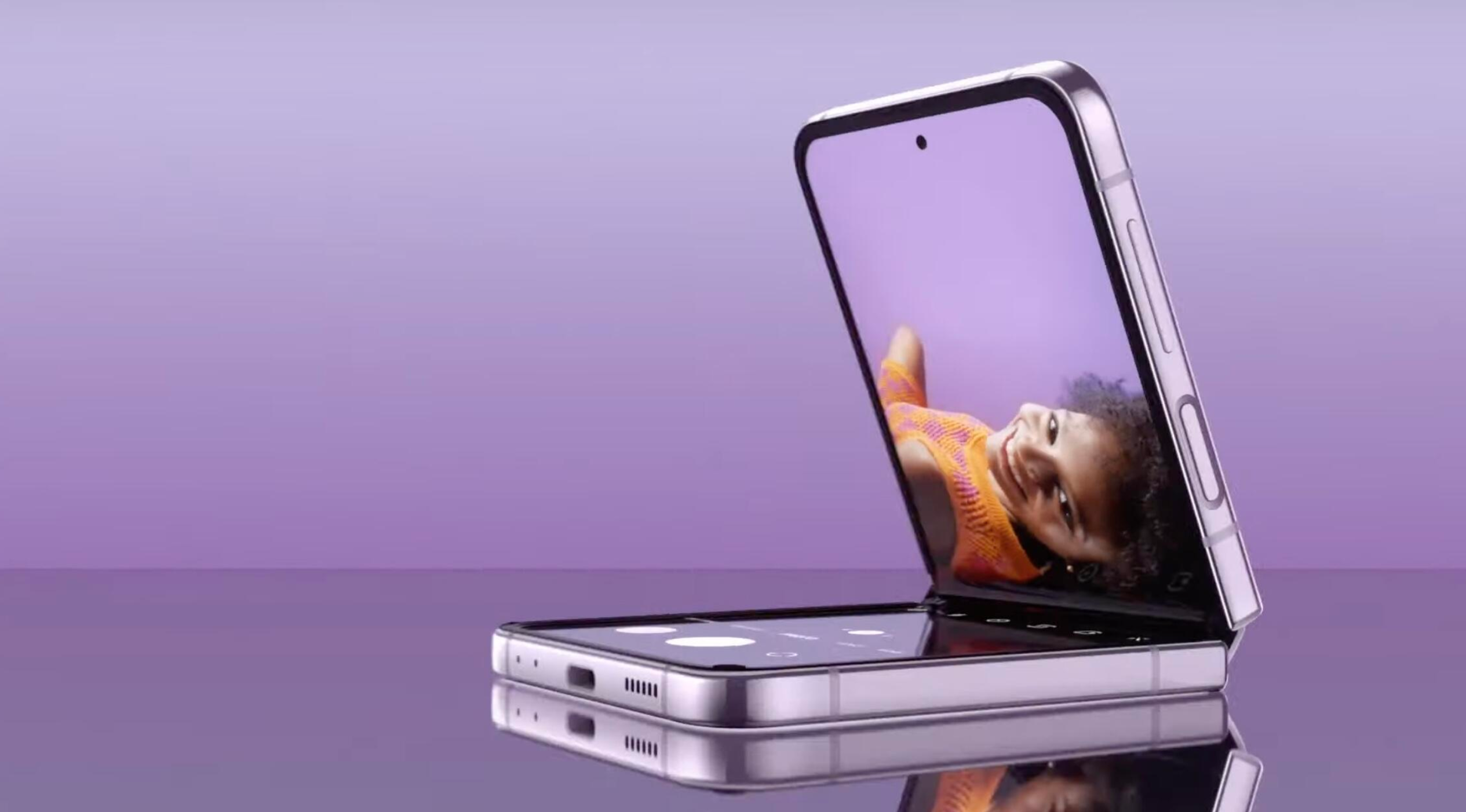 Новый самсунг с раскладным экраном. Складной смартфон Samsung Galaxy z Flip. Galaxy z Flip 2022. Samsung z Flip 2022. Самсунг z Fold 4.