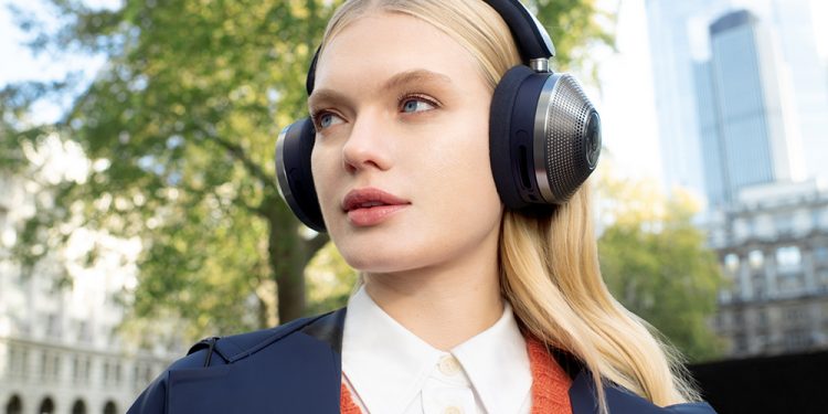 Dyson Zone Ocak Ayında Satışa Çıkıyor