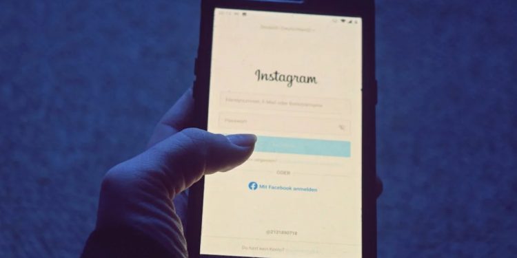 Instagram İngilizce Oldu Çözümü