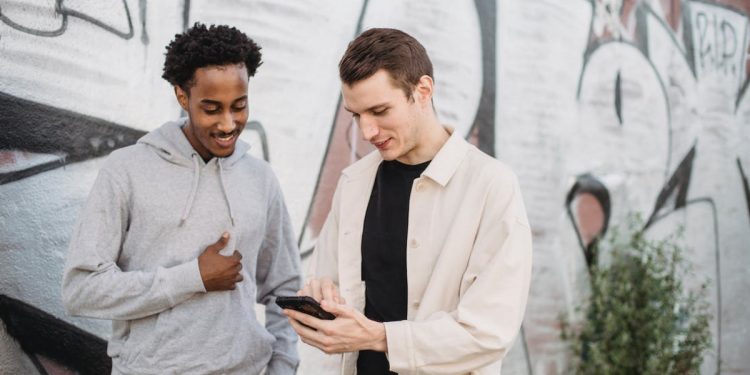 TikTok Yatay Video Üzerinde Çalışıyor