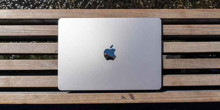 Apple MacBook Air Fabrika Ayarları Nasıl Geri Getirilir?