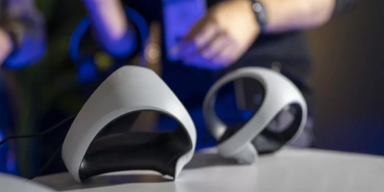 Sony PSVR 2 ile İlgili Bilmeniz Gerekenler