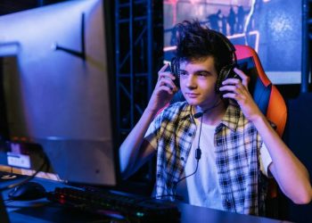 Bilgisayar Kulaklığı Görmüyor, Ne Yapılmalı?