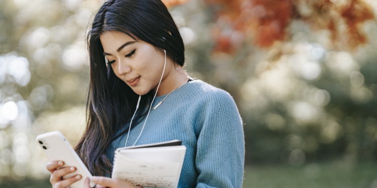 Facebook'ta Hikayeye Müzik Ekleme