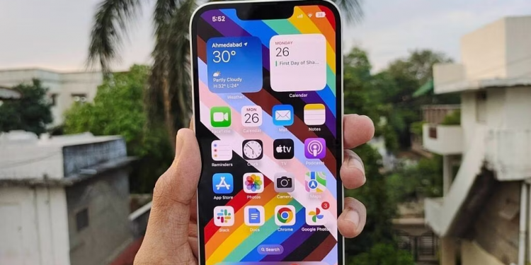 iPhone ile Varsayılan Uygulamalar Nasıl Ayarlanır?