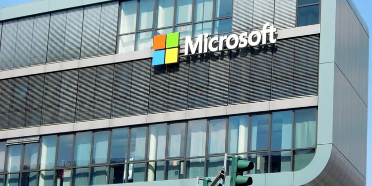 Microsoft Çalışanları İşten Çıkarmaya Başlıyor