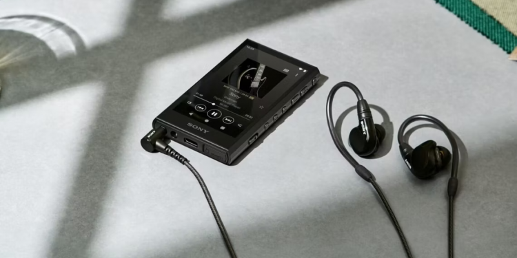 Sony NW-A306 Walkmanini Duyurdu