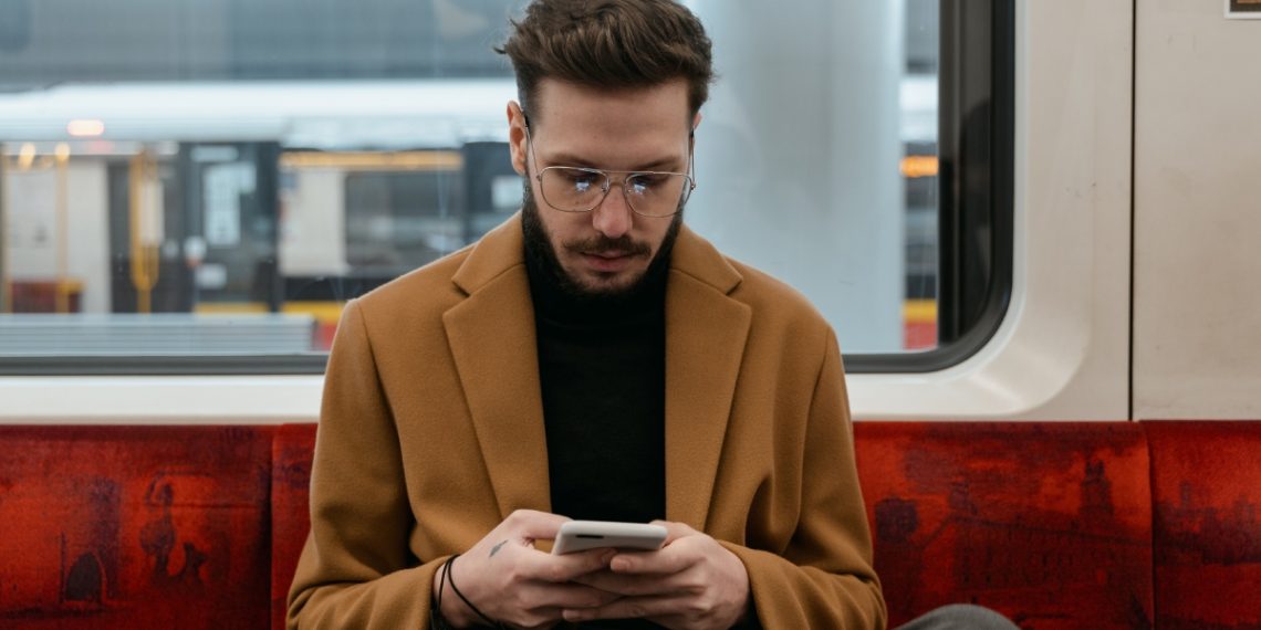 WhatsApp'a Girmeden Mesaj Gelmiyor