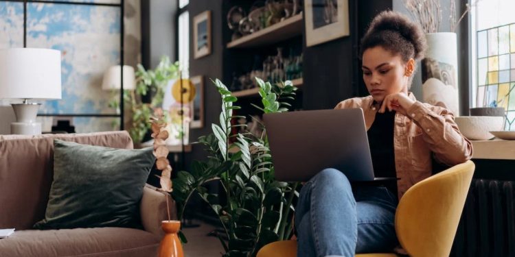 Uzaktan Eğitimde Sınavlar Nasıl Oluyor?