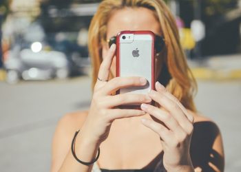 Assistive Touch Kendi Kendine Açılıyor, Çözümü Nedir?