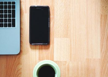 Güç tuşu bozuk telefon nasıl açılır