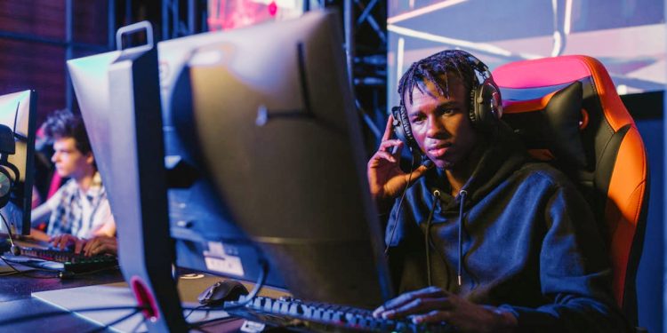 Paladins indirme bekleniyor