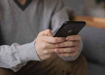 iPhone Bazı Kişiler Silinemedi Sorunu ve Çözümü