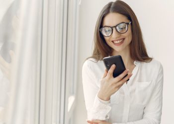 WhatsApp Çıkartma Oluşturma Özelliği Geliştiriyor